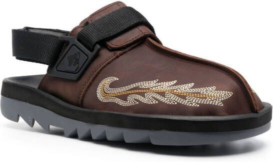 Reebok calf-leather embroidered shoes Brown