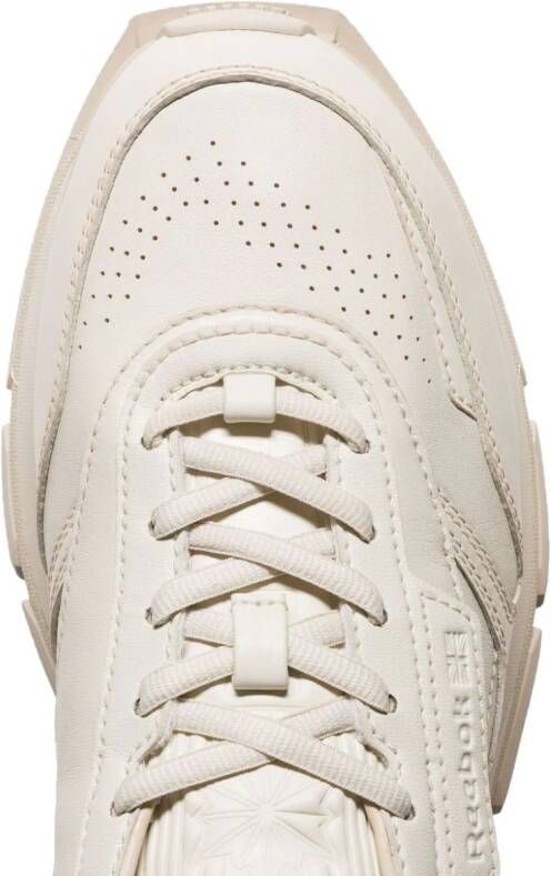 Reebok LTD Classic LTD lace-up leather sneakers White