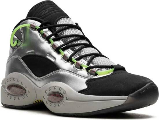 Reebok x Minions Question Mid "Gru" sneakers Silver