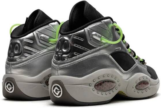 Reebok x Minions Question Mid "Gru" sneakers Silver