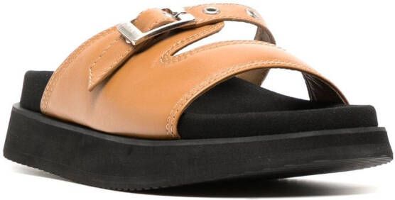 Reike Nen buckle-fastening leather sandals Brown