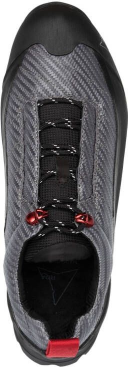 ROA low-top panelled sneakers Black