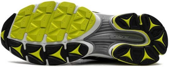 Saucony Progrid Triumph 4 "Neon Yellow" sneakers