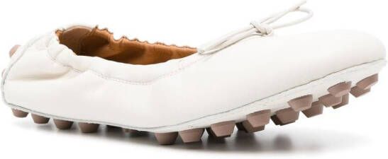 Tod's Gommino ballerina shoes White