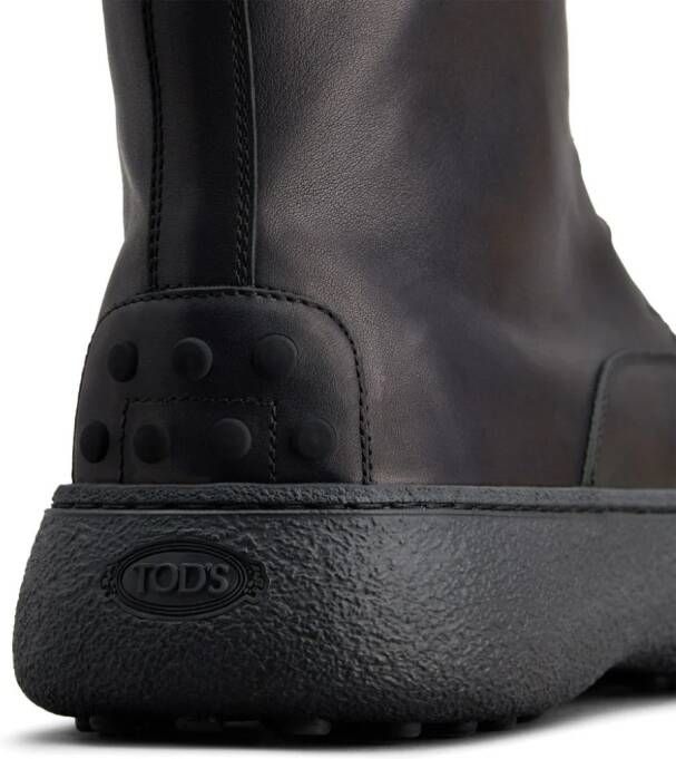 Tod's logo-debossed leather boots Black