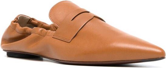 Tod's tapered toe loafers Brown