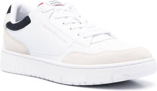 Tommy Hilfiger logo low-top lace-up sneakers White