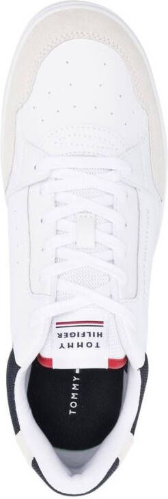 Tommy Hilfiger logo low-top lace-up sneakers White