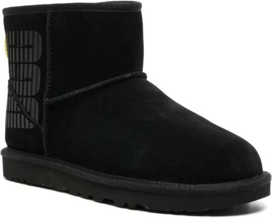 UGG Classic Mini II suede boots Black