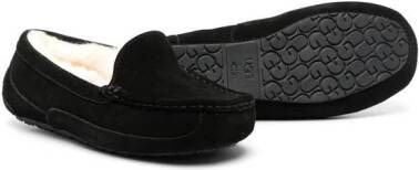 UGG Kids shearling-lined suede loafers Black