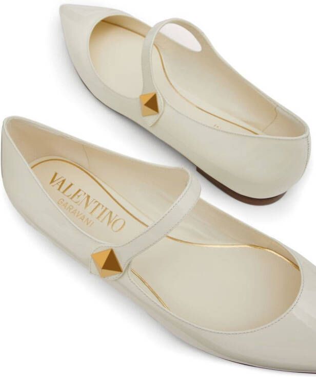Valentino Garavani Tiptoe patent leather ballerinas White