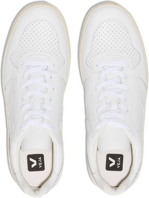 VEJA V-10 low top sneakers White