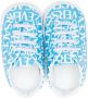 Versace Kids all-over logo-print sneakers Blue - Thumbnail 3