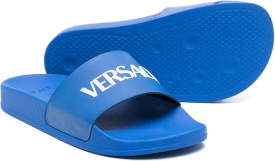 Versace Kids logo-embossed flip flops Blue