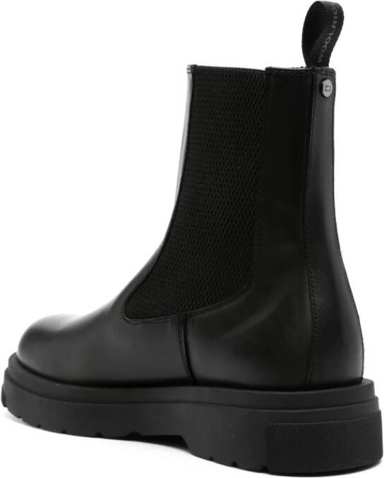 Woolrich round-toe leather boots Black