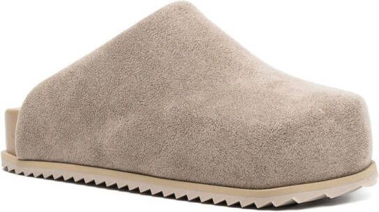 YUME round toe slippers Neutrals