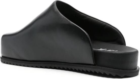 YUME Truck leather slippers Black
