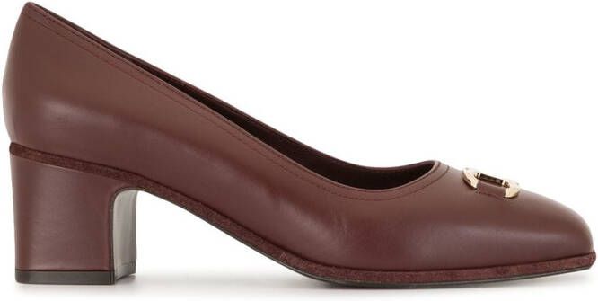 Ferragamo Gancini leather pumps Red
