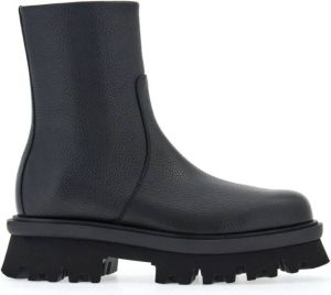 Ferragamo round-toe leather ankle boots Black