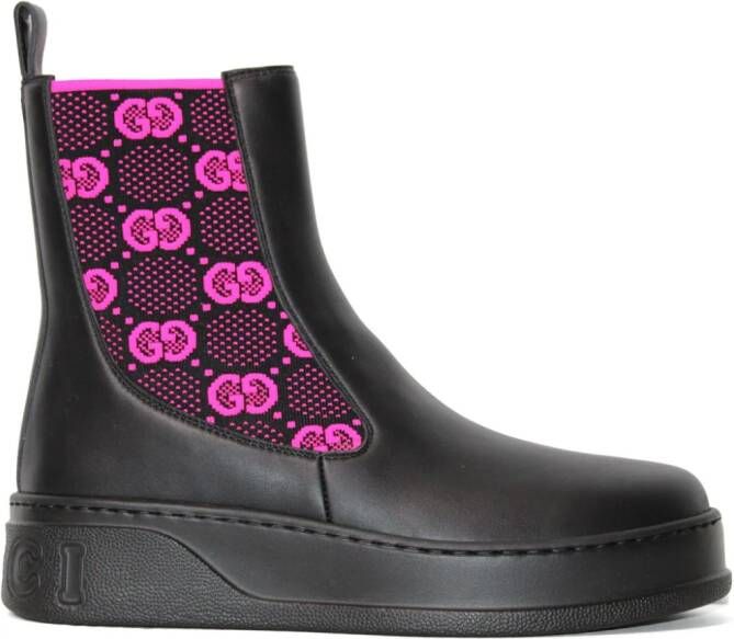 Gucci GG Supreme chelsea boots Black