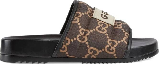 Gucci GG Supreme quilted slides Brown