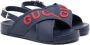 Gucci Kids rubberised-logo flat sandals Blue - Thumbnail 1