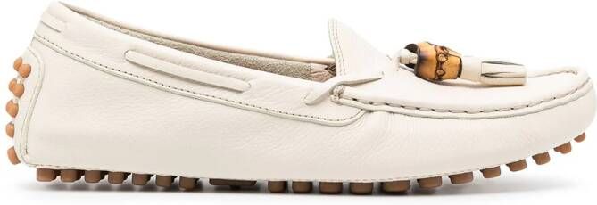 Gucci pebbled tassel loafers White