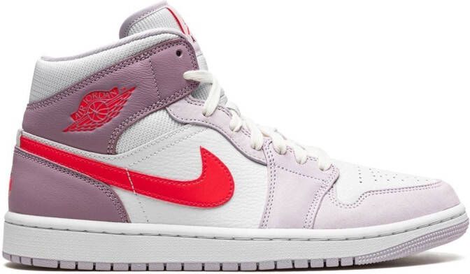 Jordan Air 1 Mid "Valentine s Day 2022" sneakers White