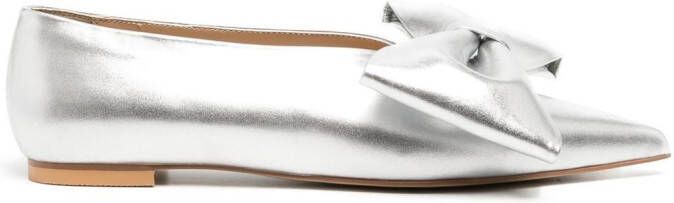 Kimhekim bow-detail pointed ballerina shoes Silver