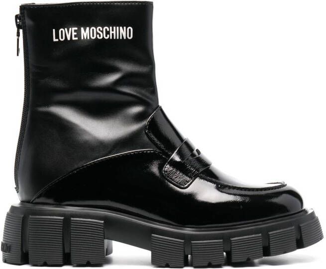 Love Moschino logo-print ankle boots Black