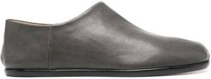 Maison Margiela 10mm Tabi slip-on leather loafers Grey