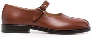 Maison Margiela Tabi buckle fastening court shoes Brown