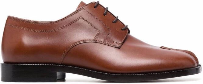 Maison Margiela Tabi lace-up leather brogues Brown