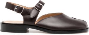 Maison Margiela Tabi-toe leather sandals Brown