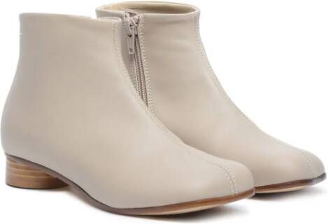 MM6 Maison Margiela Kids square-toe leather boots Neutrals