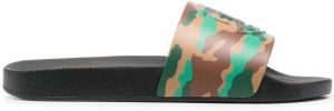 Moncler camouflage print slides Green