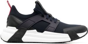 Moncler logo-embossed low-top sneakers Blue