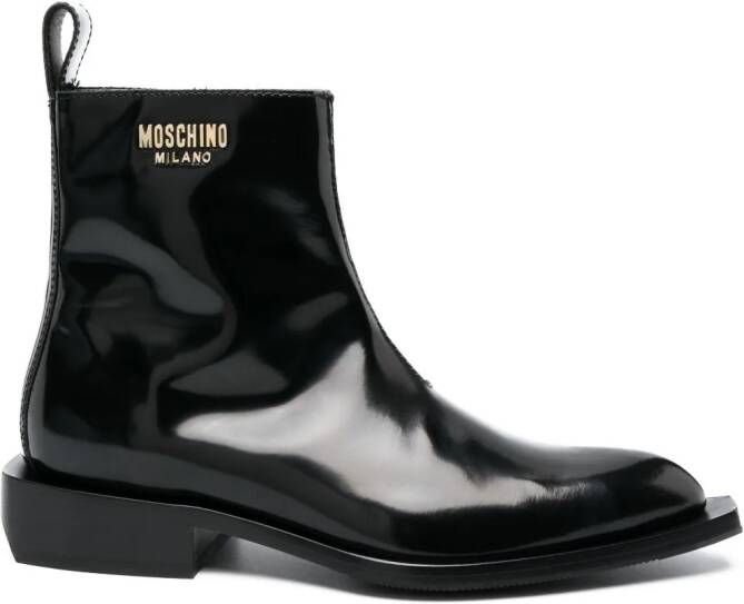 Moschino Camperos logo-plaque patent-leather boots Black