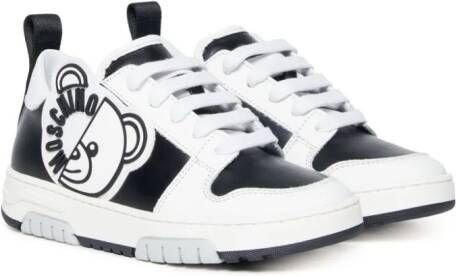 Moschino Kids logo-appliqué leather sneakers White