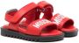 Moschino Kids logo-print leather sandals Red - Thumbnail 1