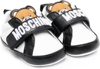Moschino Kids logo-print teddy sneakers White