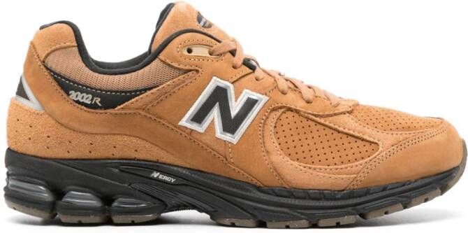 New Balance 2002 logo-patch sneakers Brown