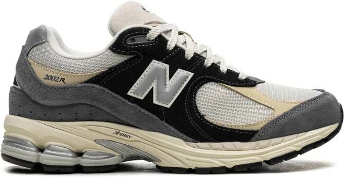 New Balance 2002R suede sneakers Black
