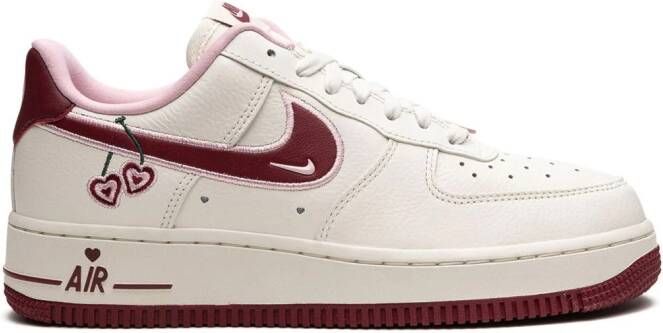 Nike Air Force 1 Low "Valentine's Day" sneakers Neutrals