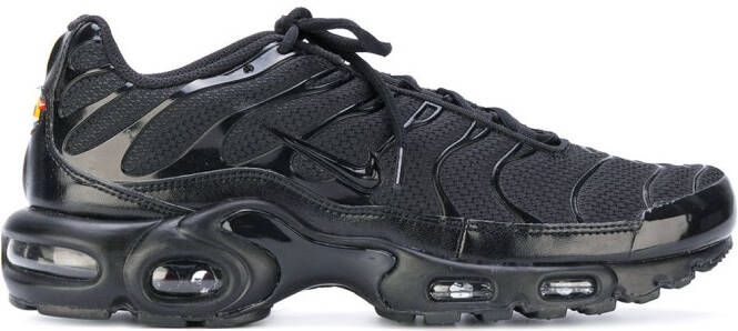 Nike Air Max Plus "Triple Black" sneakers