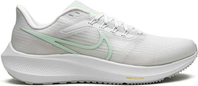 Nike Air Zoom Pegasus 39 "Barely Green" sneakers White
