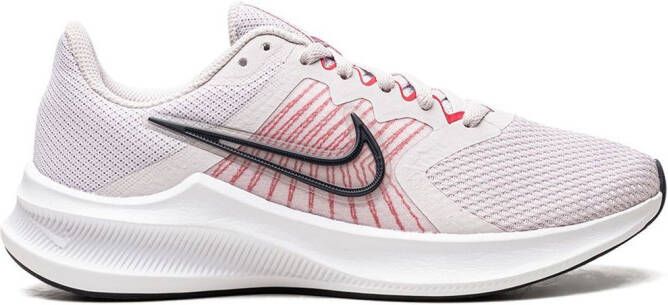 Nike Downshifter 11 low-top sneakers Pink