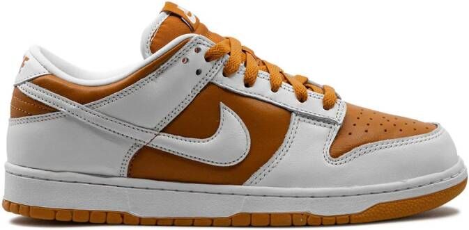 Nike Dunk lace-up sneakers Orange