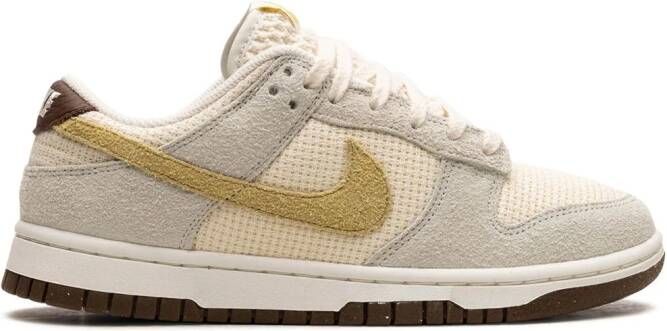 Nike Dunk Low "Coconut Milk" sneakers Neutrals