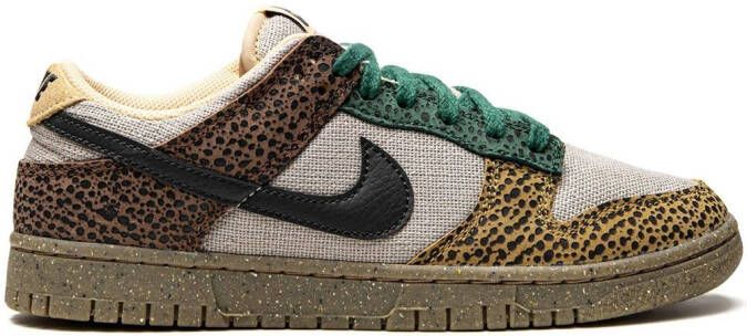 Nike Dunk Low "Safari Golden Moss" sneakers Brown